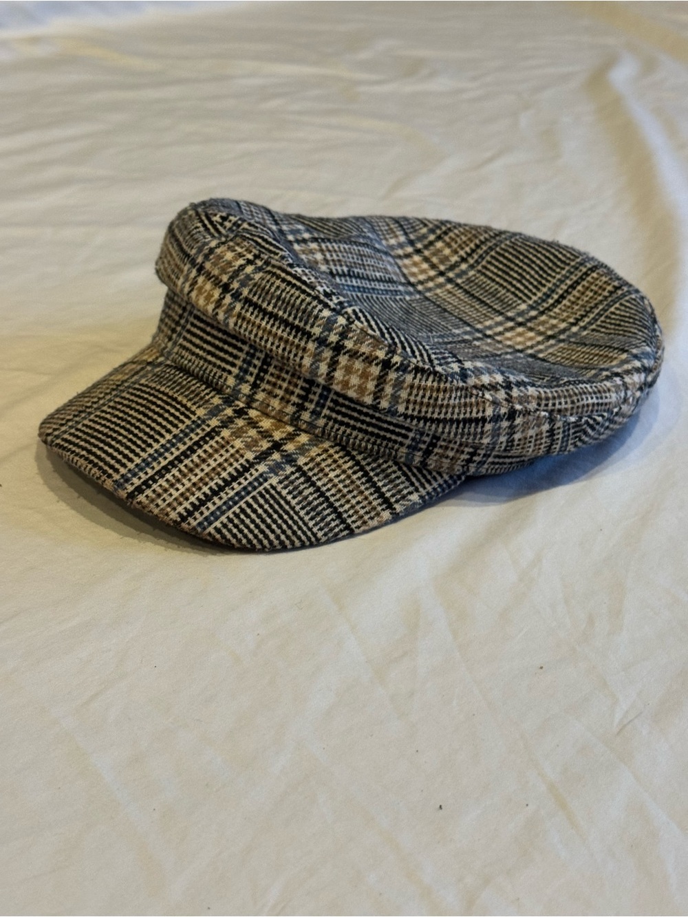 Plaid Baker Boy Cap in Black, Tan, and Cream
